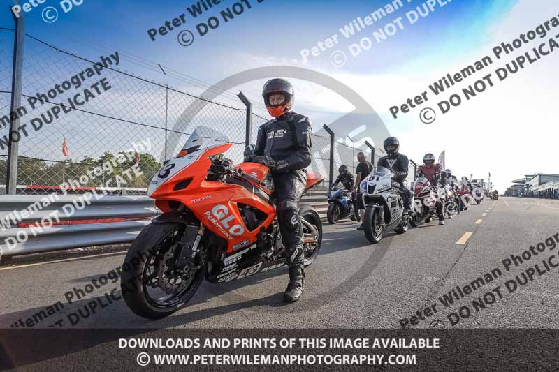 donington no limits trackday;donington park photographs;donington trackday photographs;no limits trackdays;peter wileman photography;trackday digital images;trackday photos